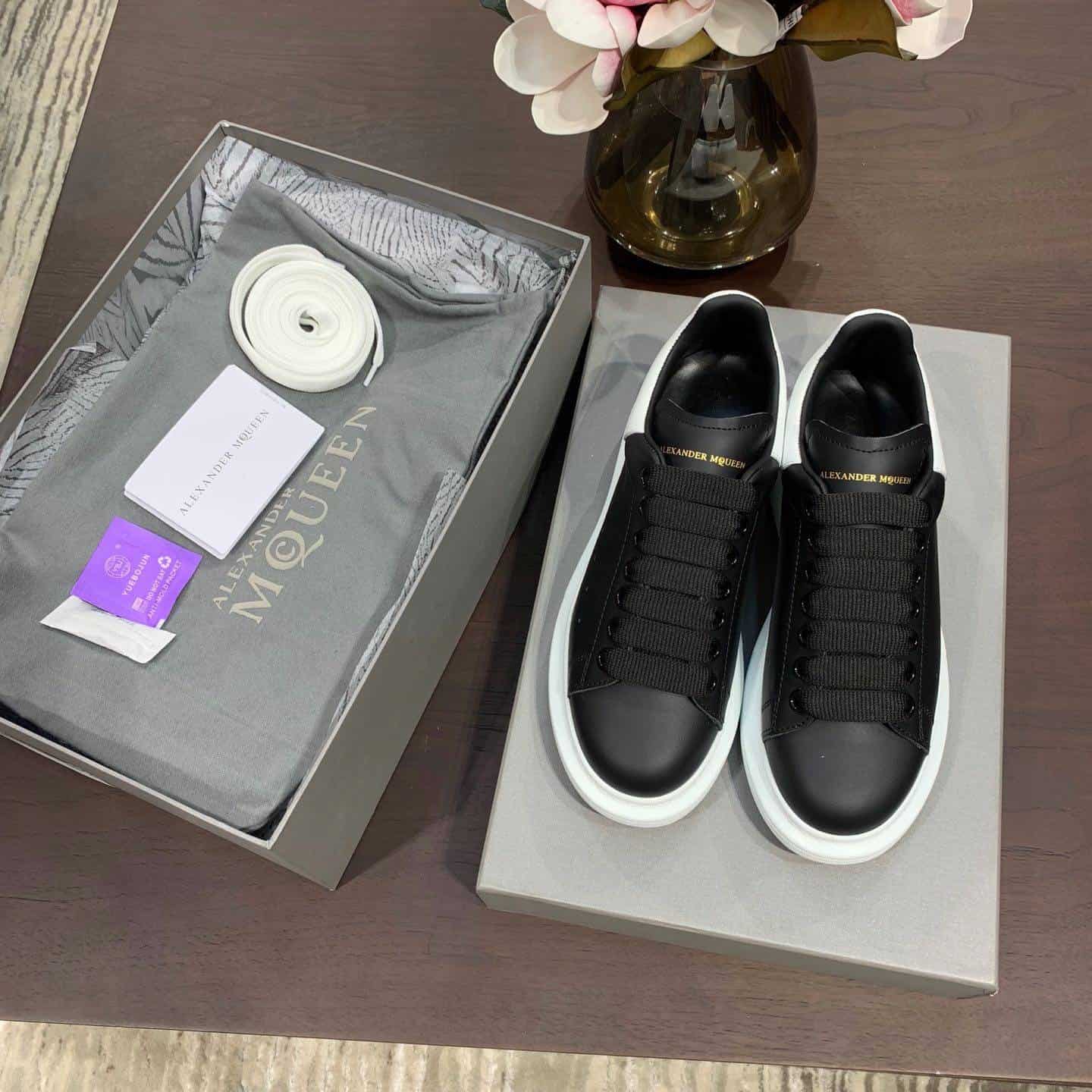 Alexander Mcqueen Sneaker Dupe - AM11