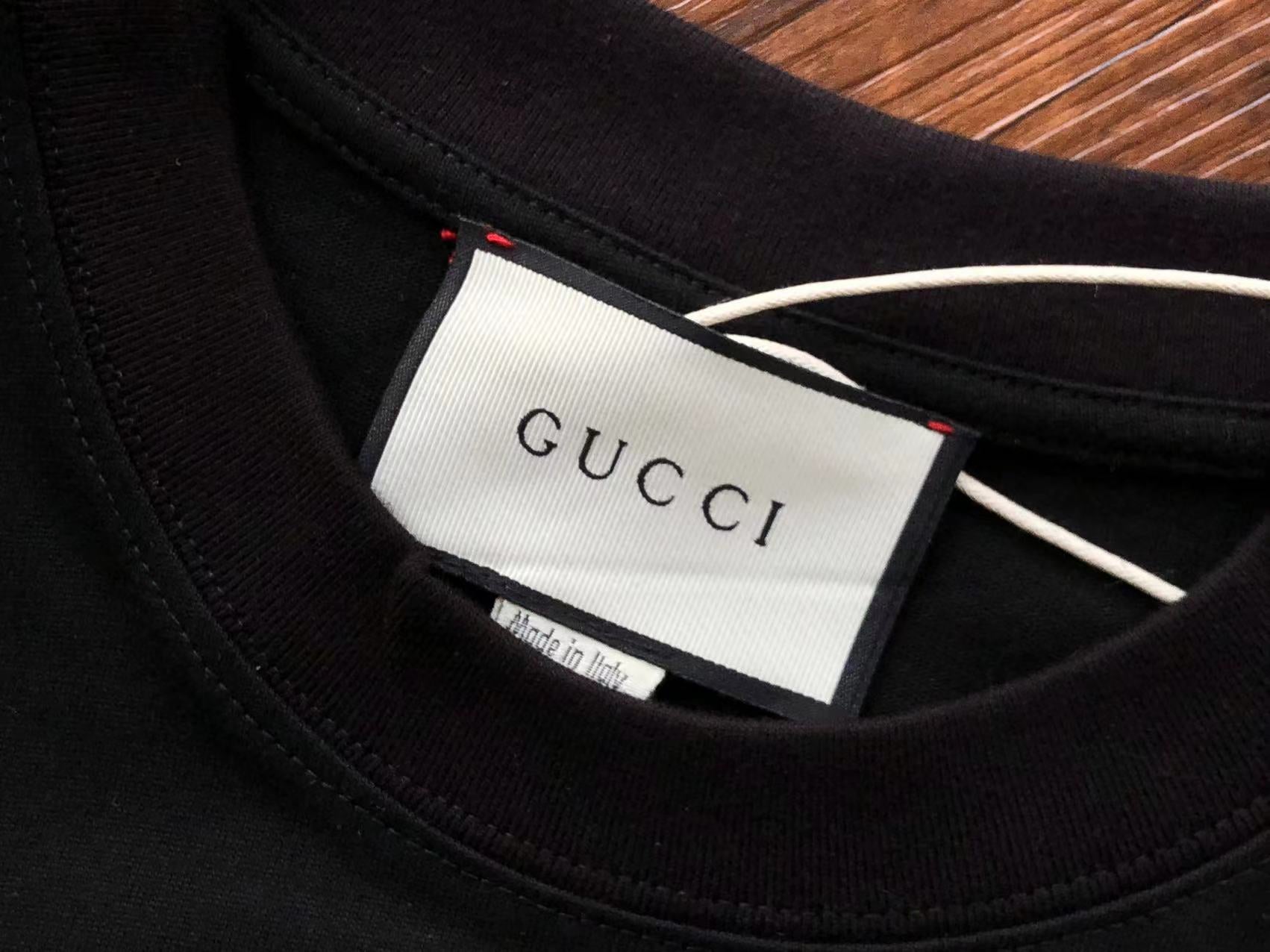 Gucci T-shirt