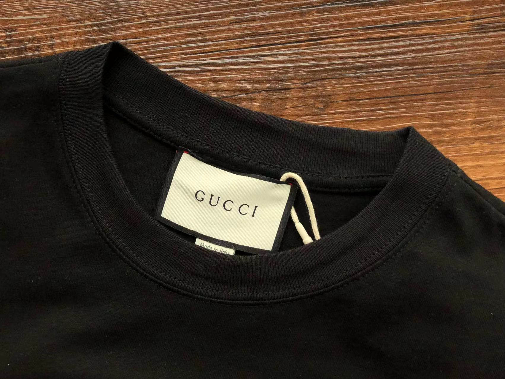 Gucci T-shirt