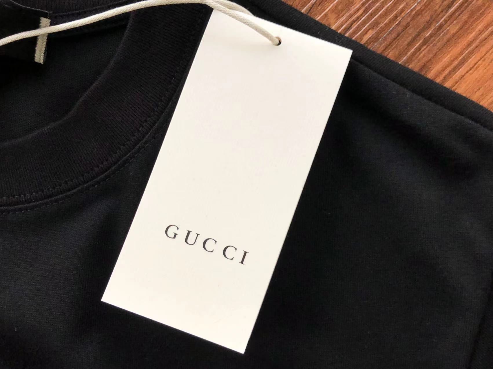 Gucci T-shirt