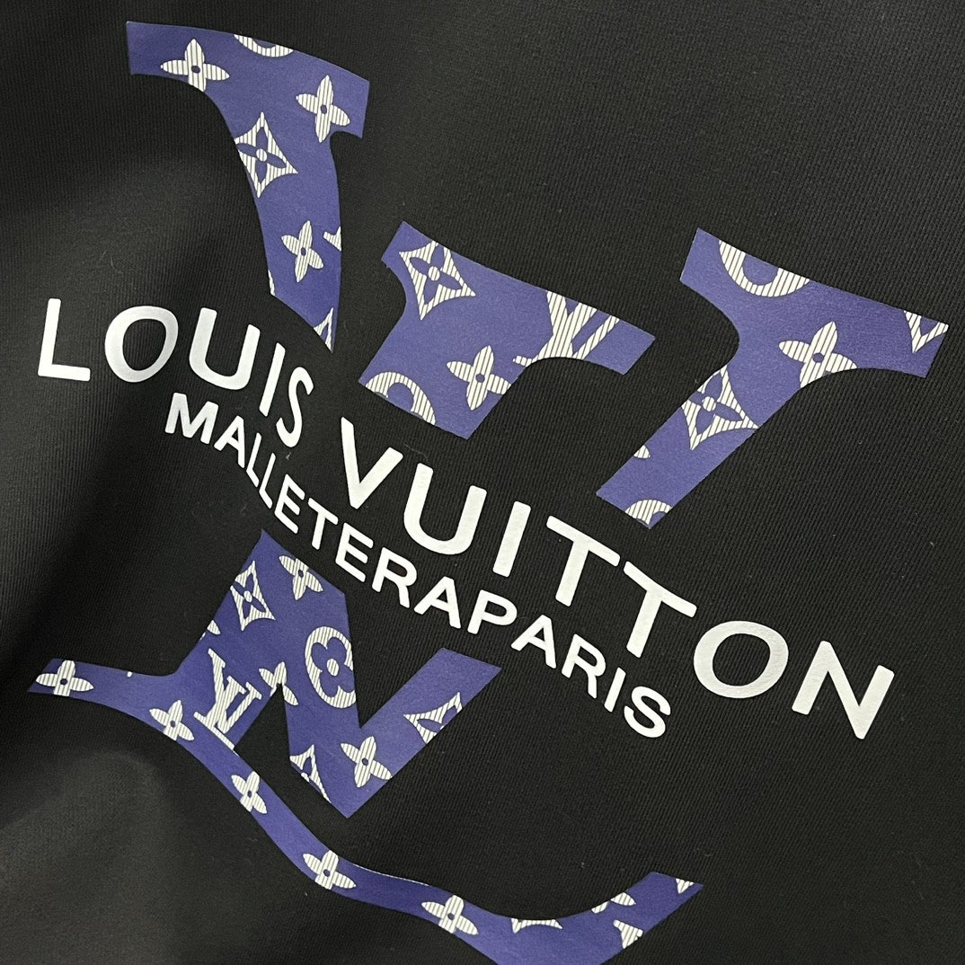 Louis Vuitton Sweatshirt