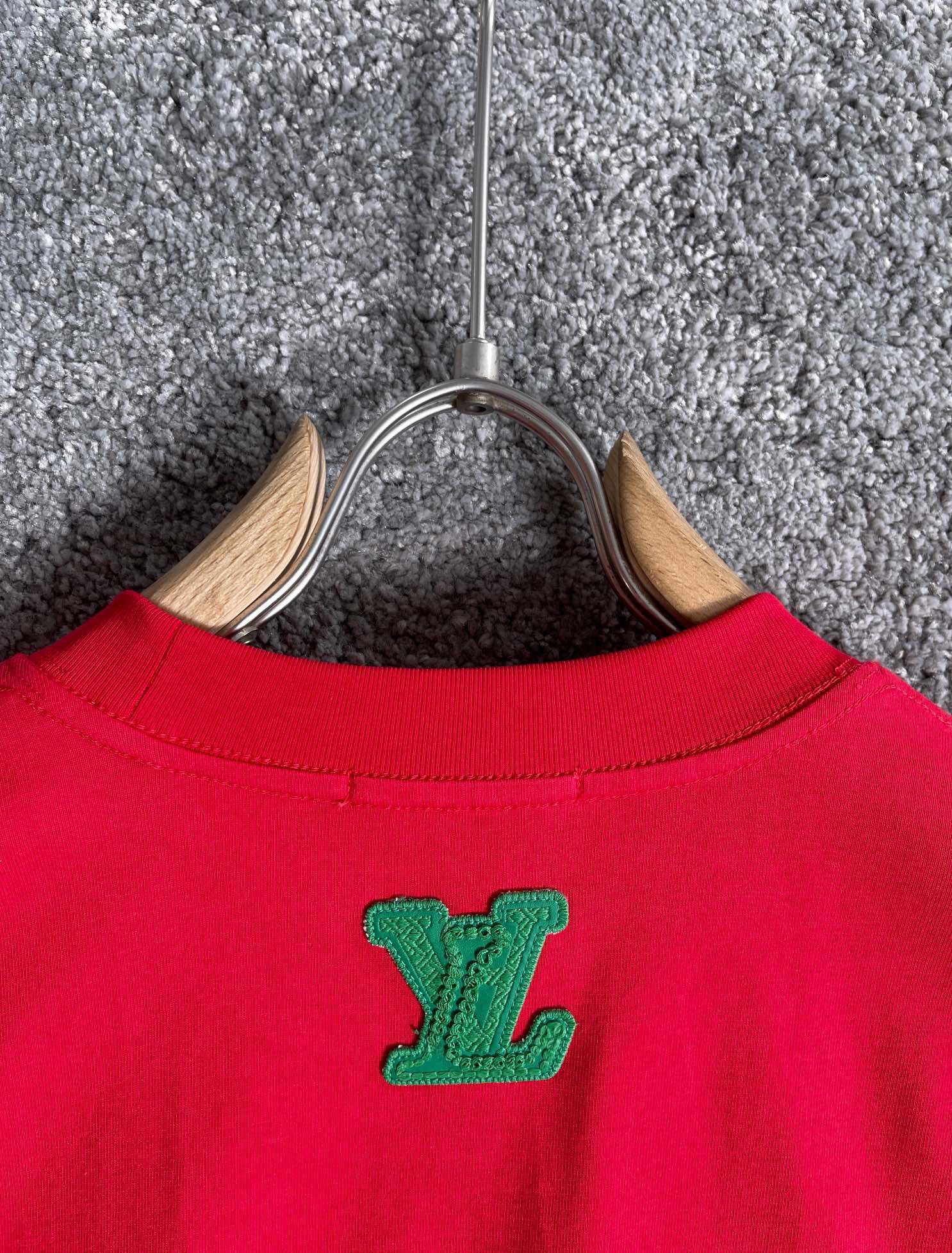 Louis Vuitton T-shirt