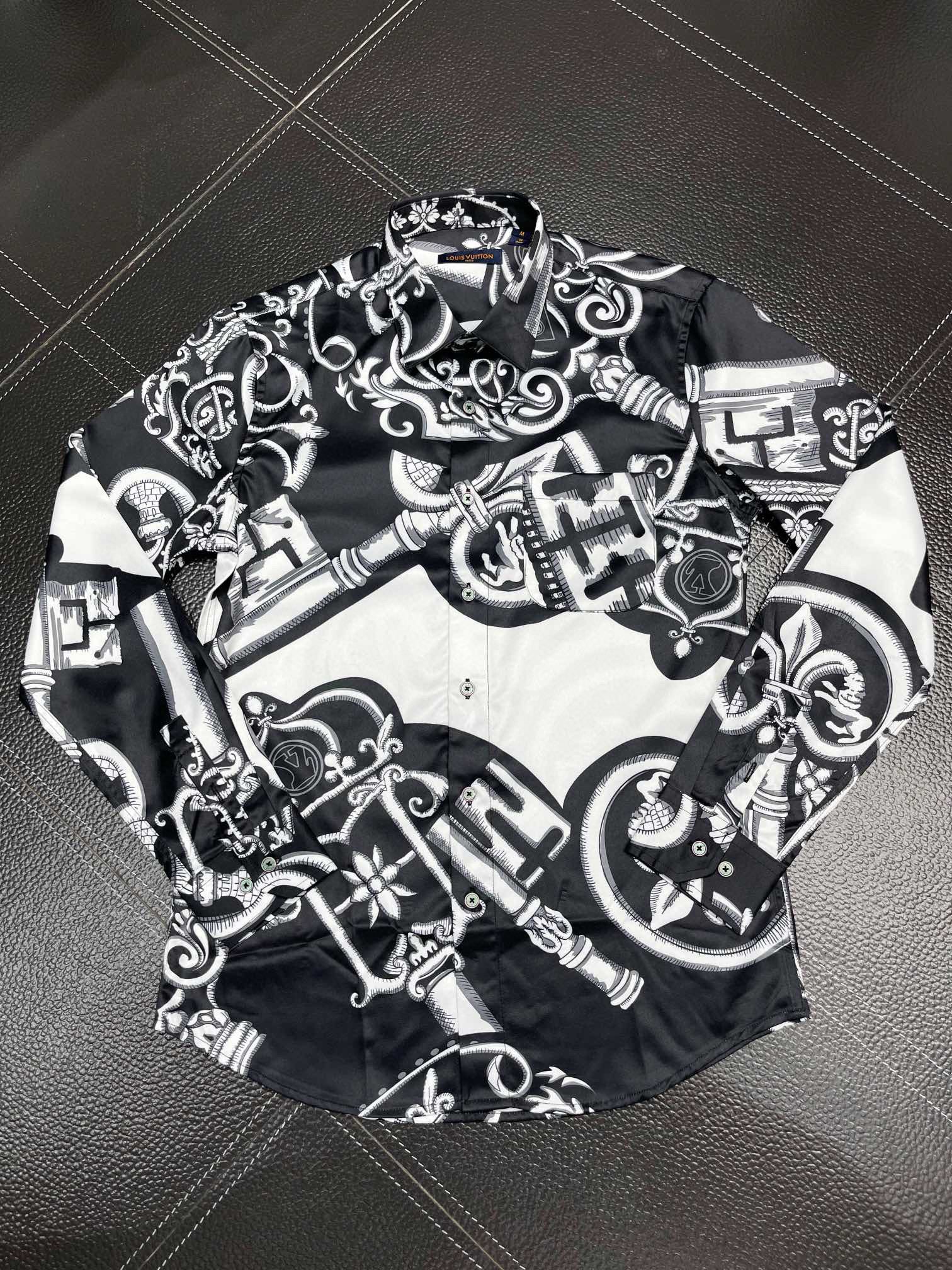 Louis Vuitton Long Sleeve Shirt