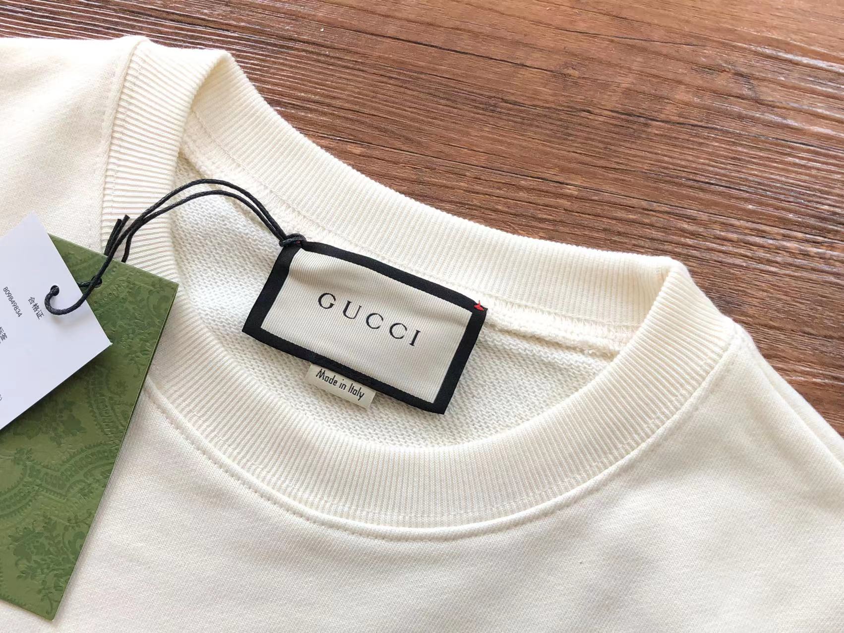 Gucci Sweatshirt