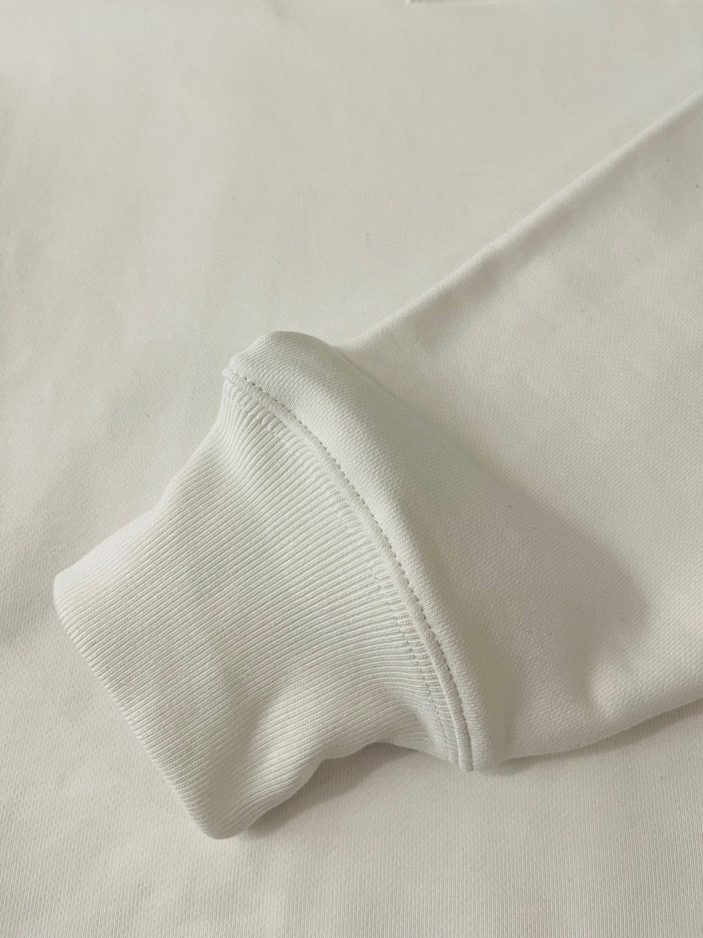 Louis Vuitton Sweatshirt