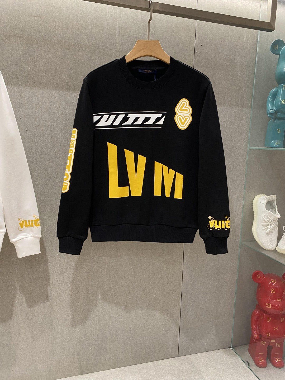 Louis Vuitton Sweatshirt