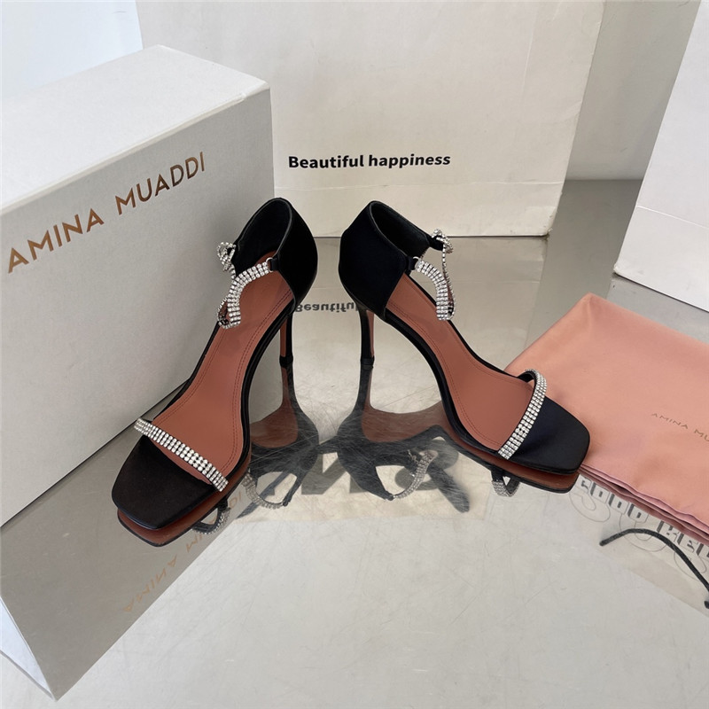 amina muaddi giorgia heels
