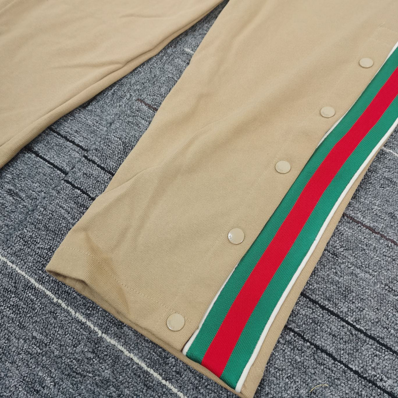 Gucci Pants