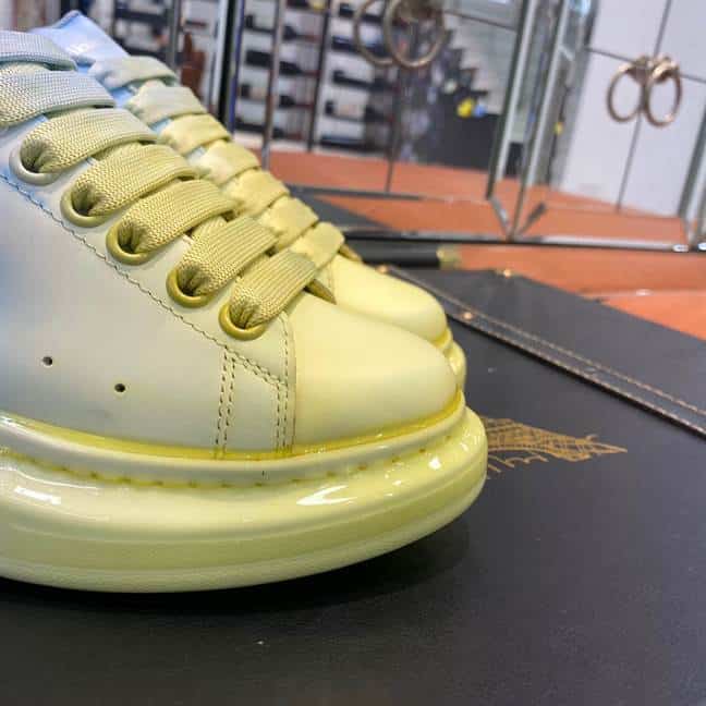 ALEXANDER MCQUEEN SNEAKER   AM18