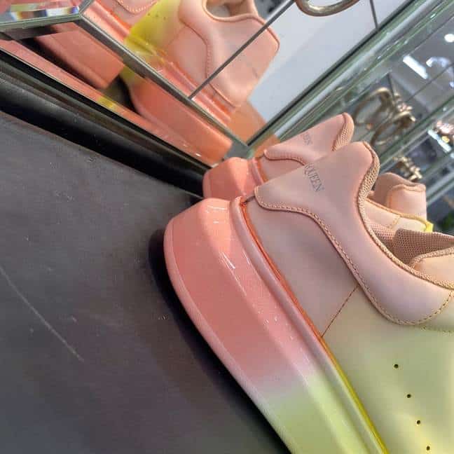 ALEXANDER MCQUEEN SNEAKER   AM20