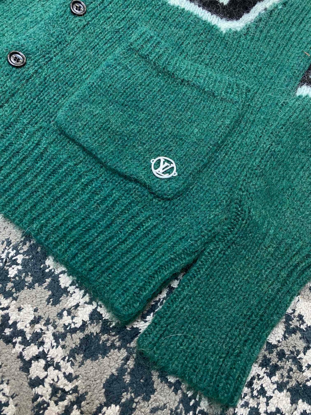 Louis Vuitton Cardigan