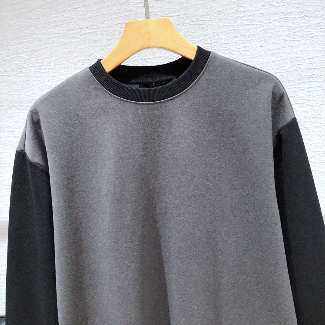 Louis Vuitton Sweatshirt