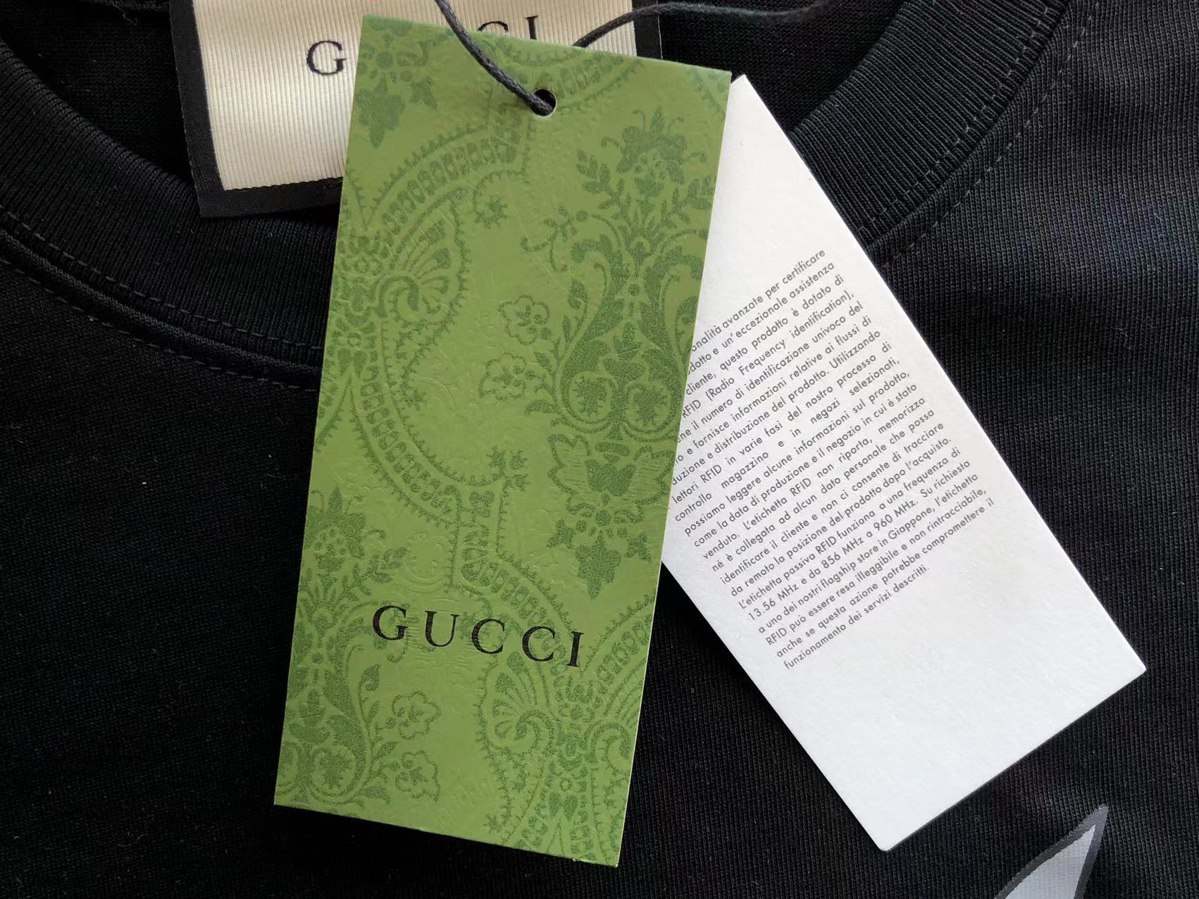 Gucci T-shirt