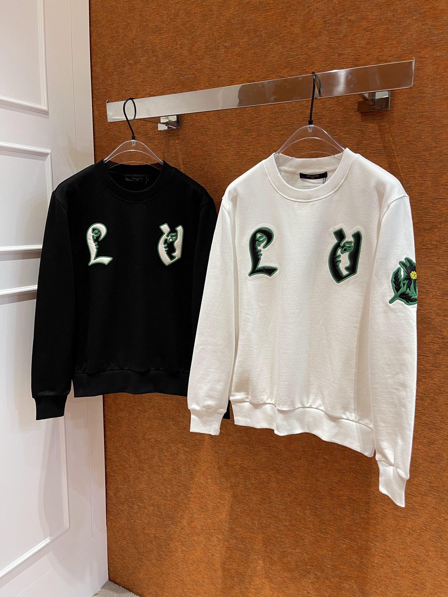 Louis Vuitton Sweatshirt