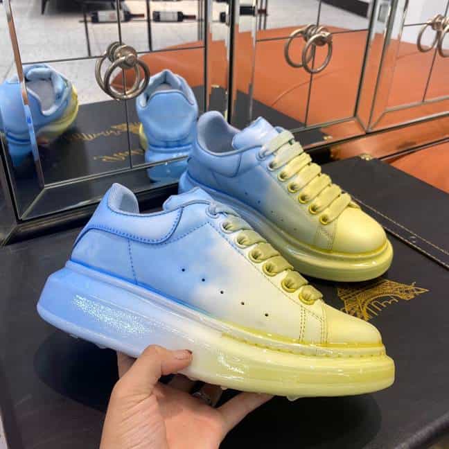 ALEXANDER MCQUEEN SNEAKER   AM18