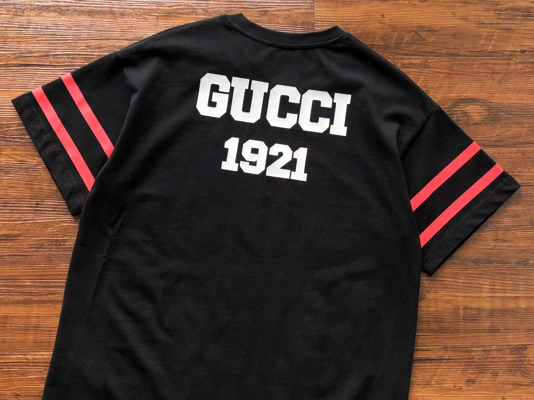 Gucci T-shirt