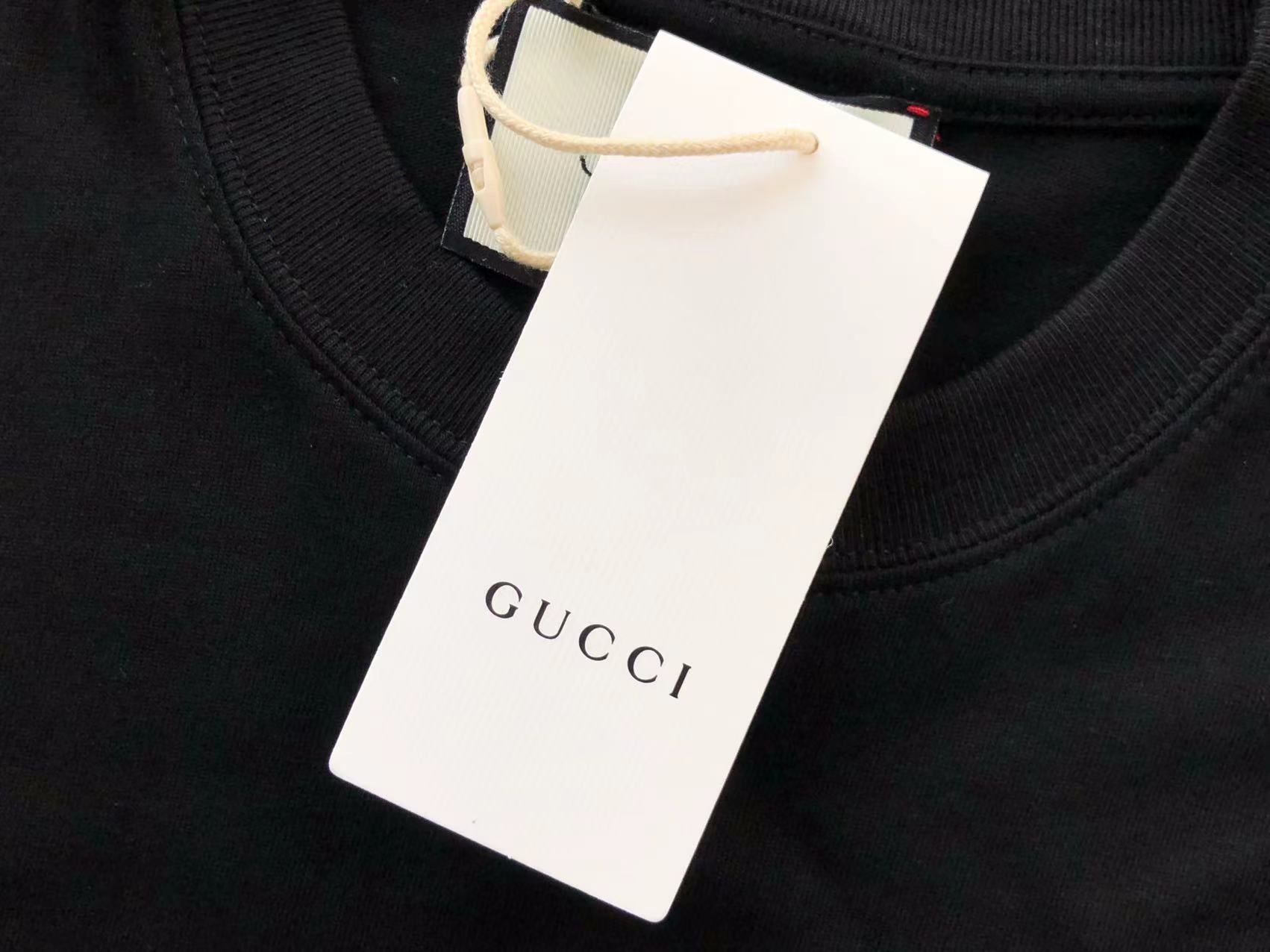 Gucci T-shirt