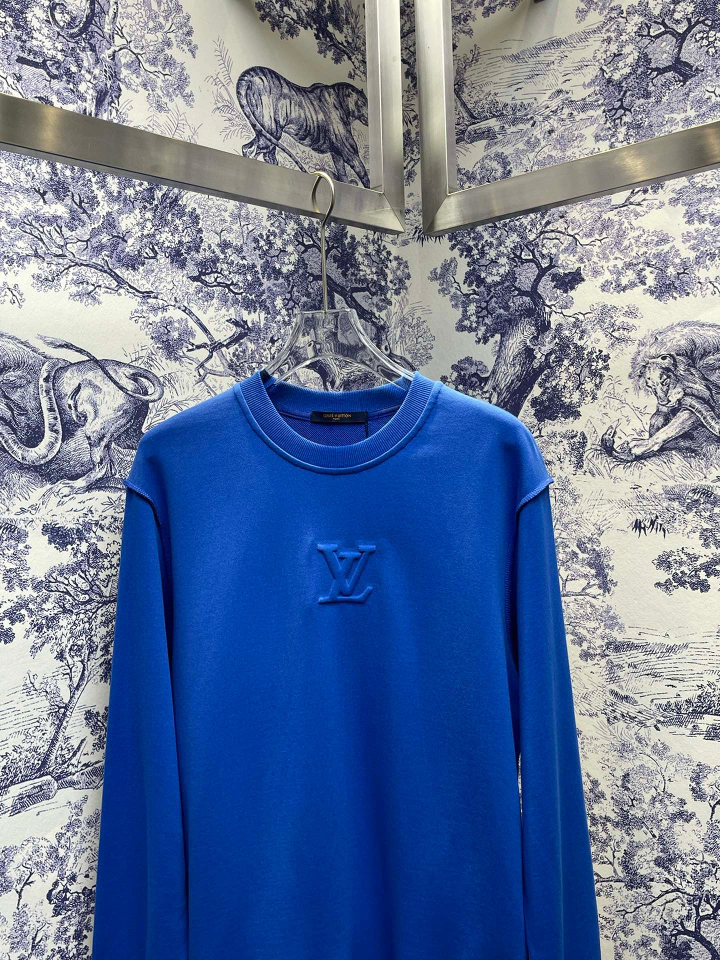 Louis Vuitton Sweatshirt