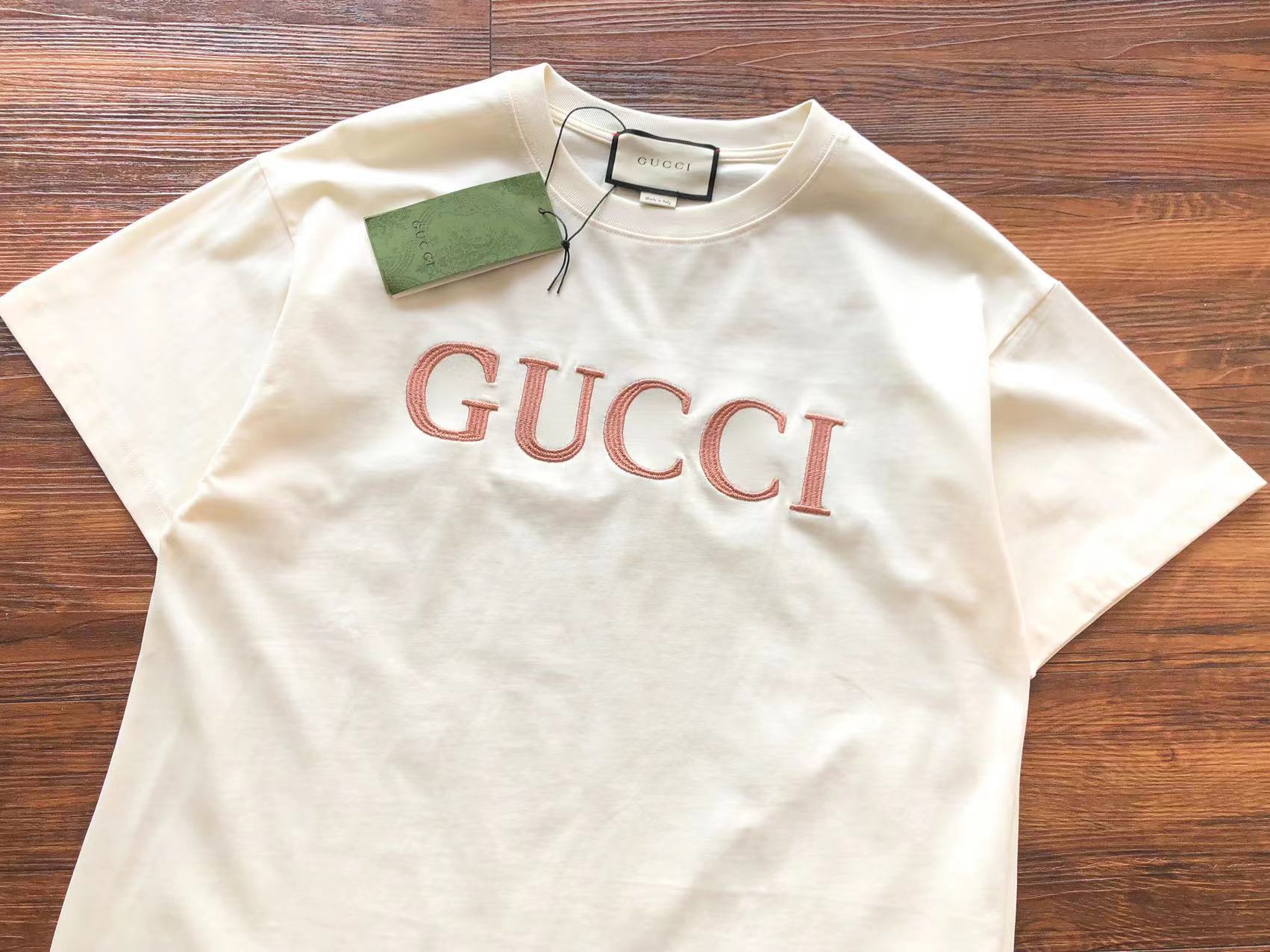 Gucci T-shirt