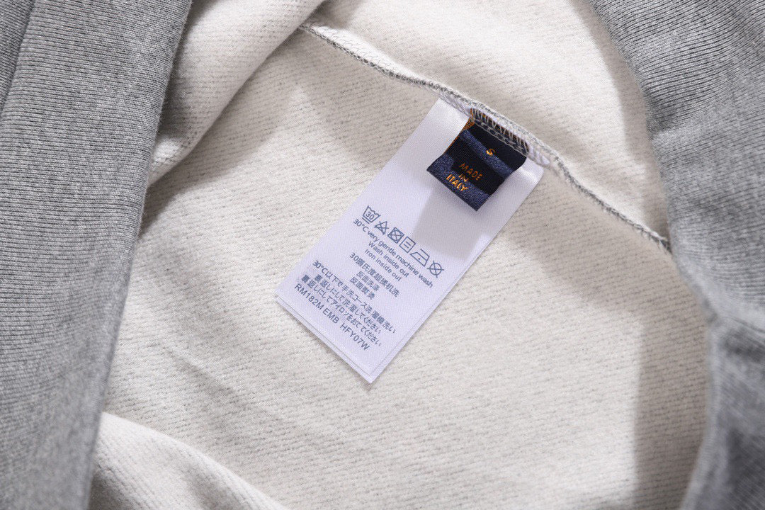 Louis Vuitton Sweatshirt
