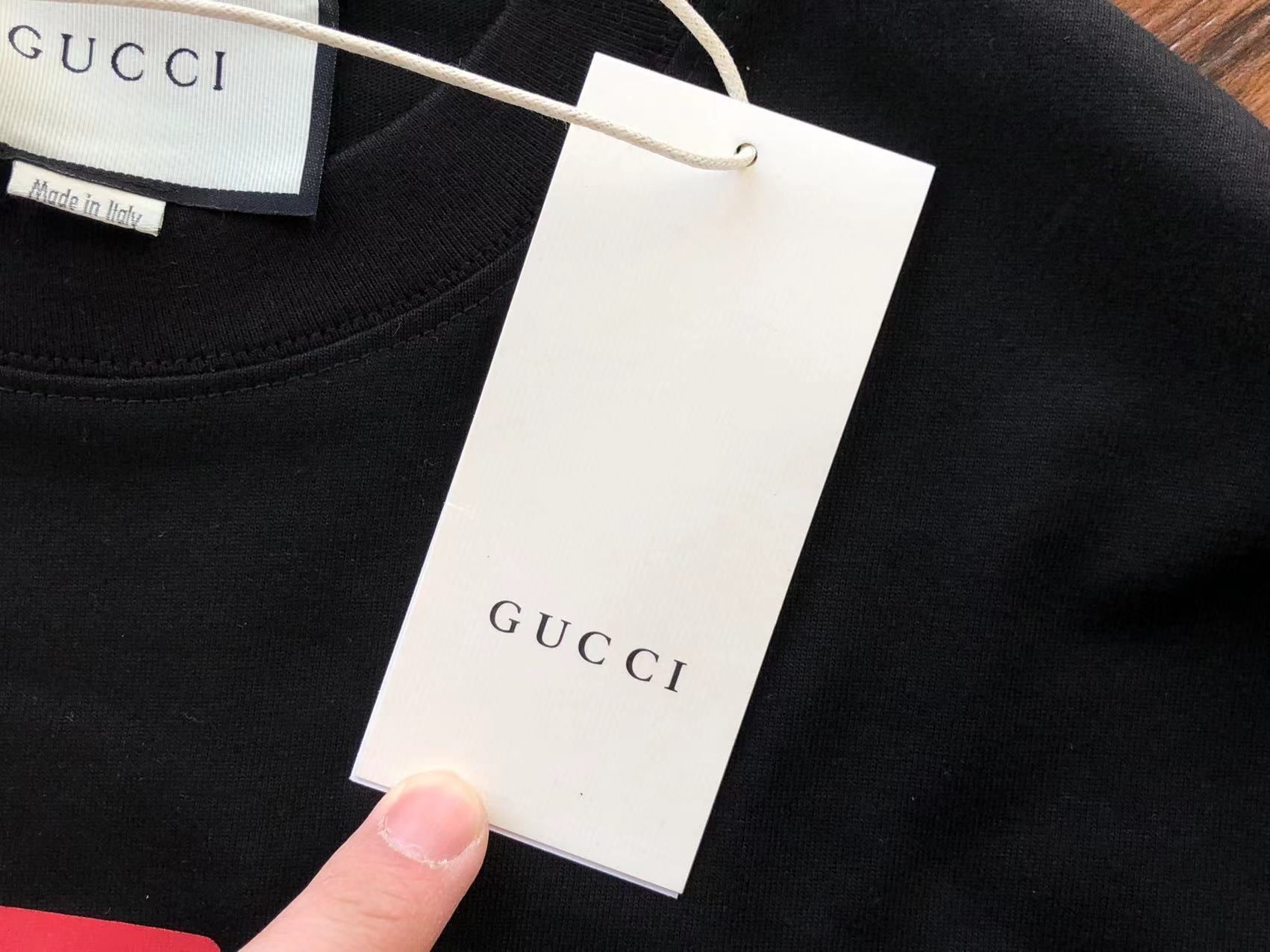 Gucci T-shirt