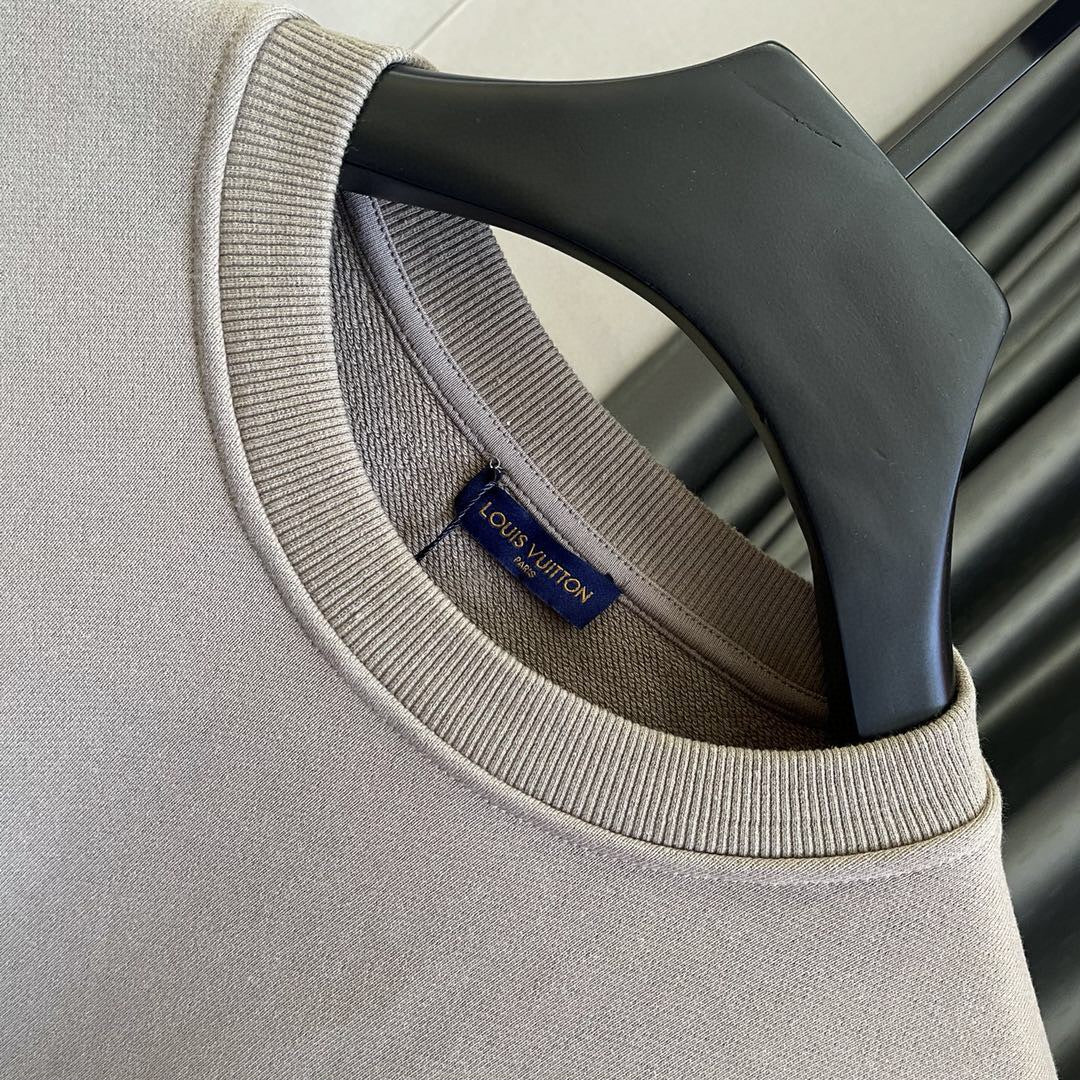 Louis Vuitton Sweatshirt