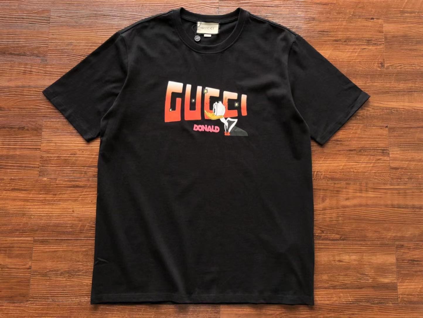 Gucci T-shirt