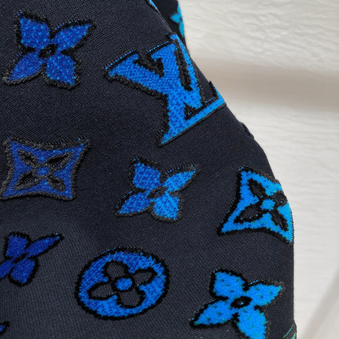 Louis Vuitton Sweatshirt