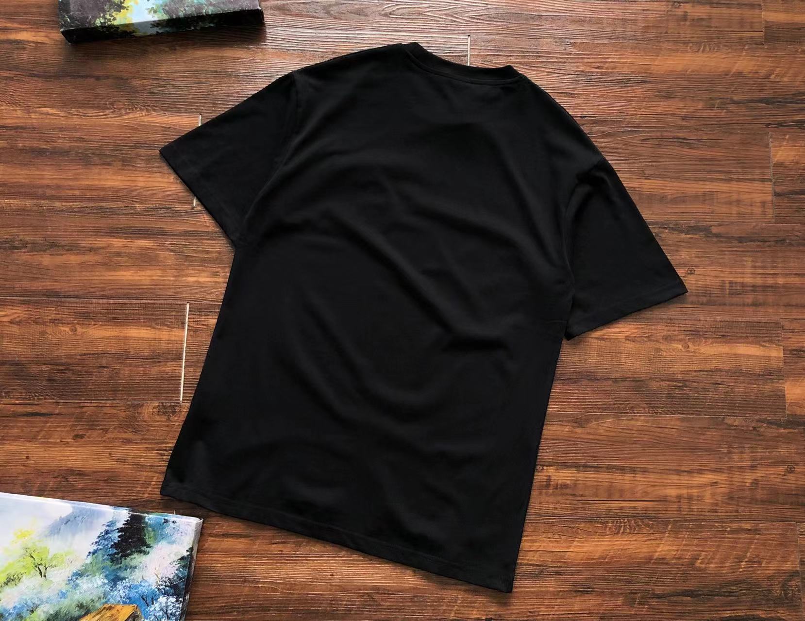 Gucci T-shirt