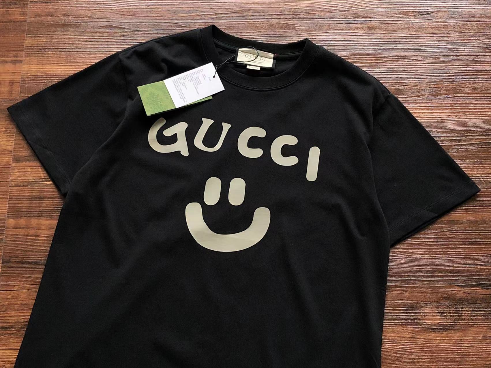 Gucci T-shirt