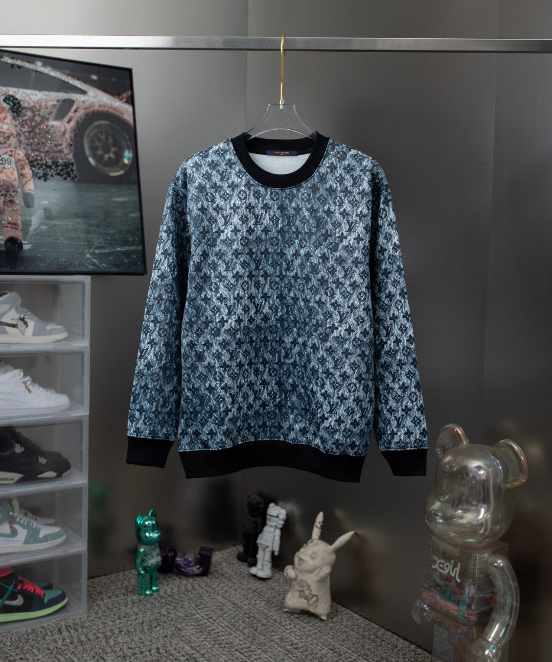 Louis Vuitton Sweatshirt