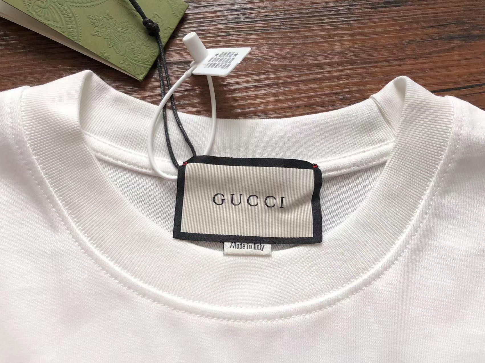 Gucci T-shirt