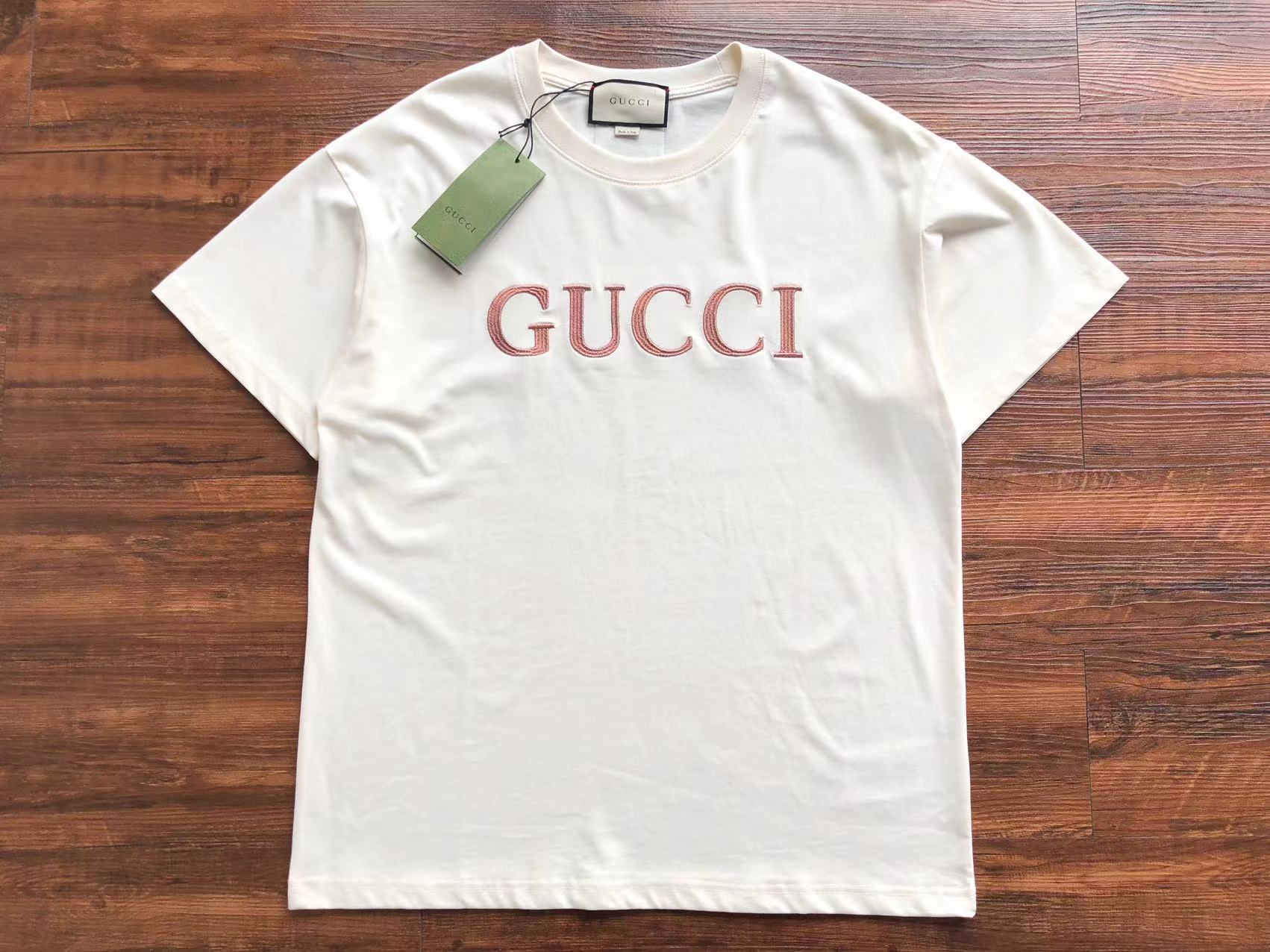 Gucci T-shirt