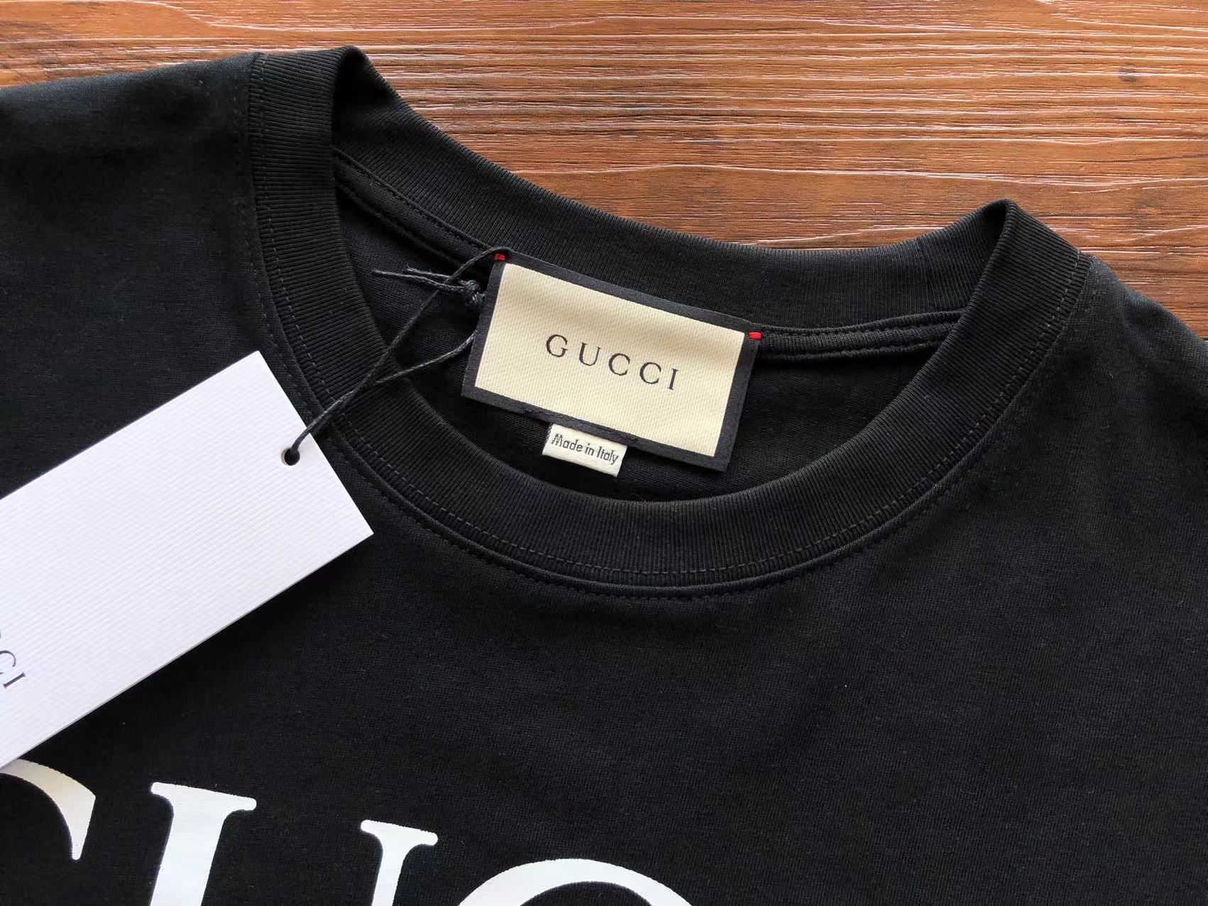 Gucci T-shirt
