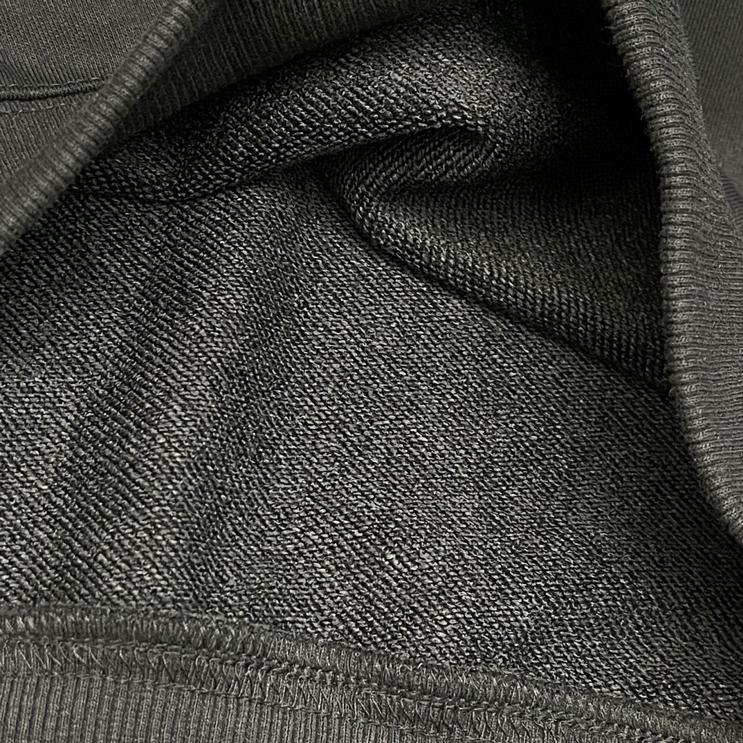 Louis Vuitton Sweatshirt