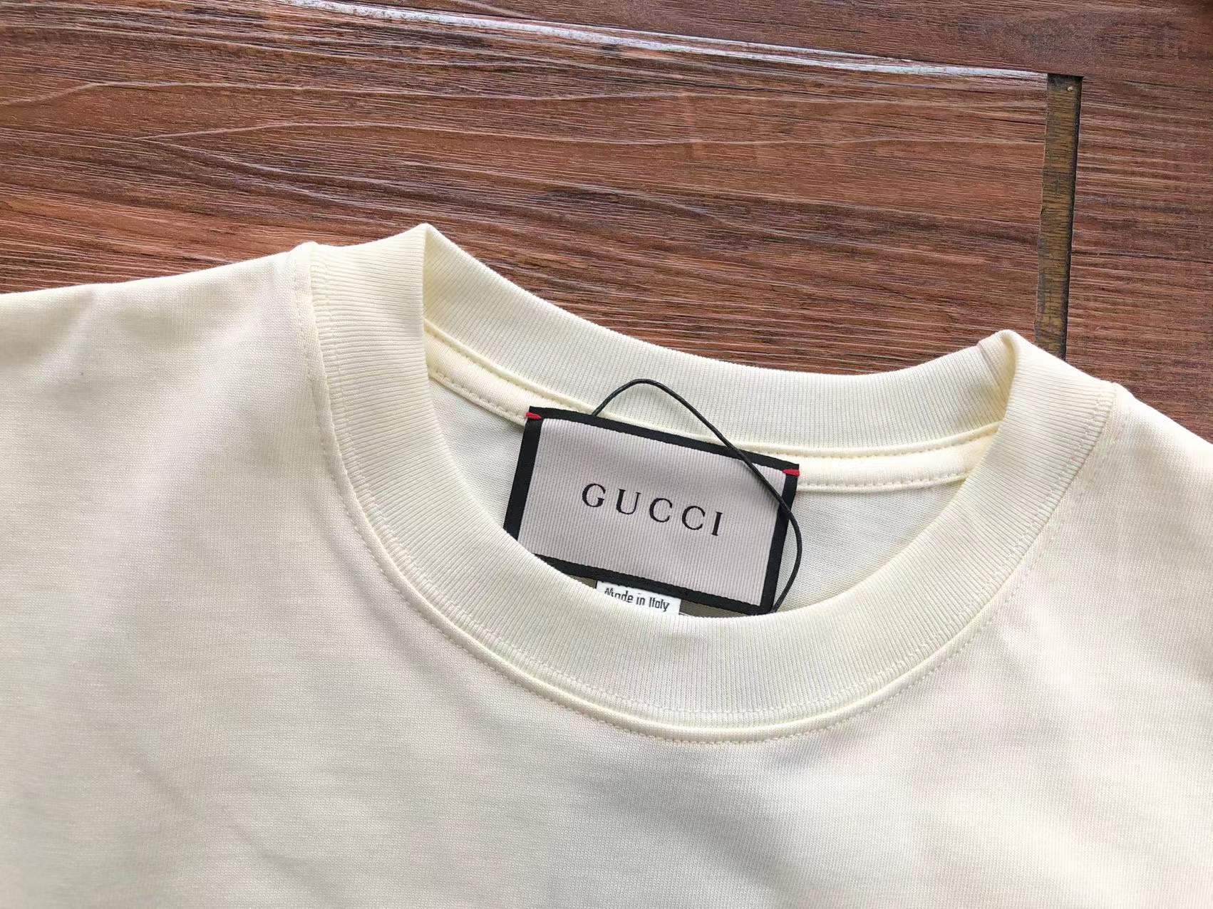Gucci T-shirt