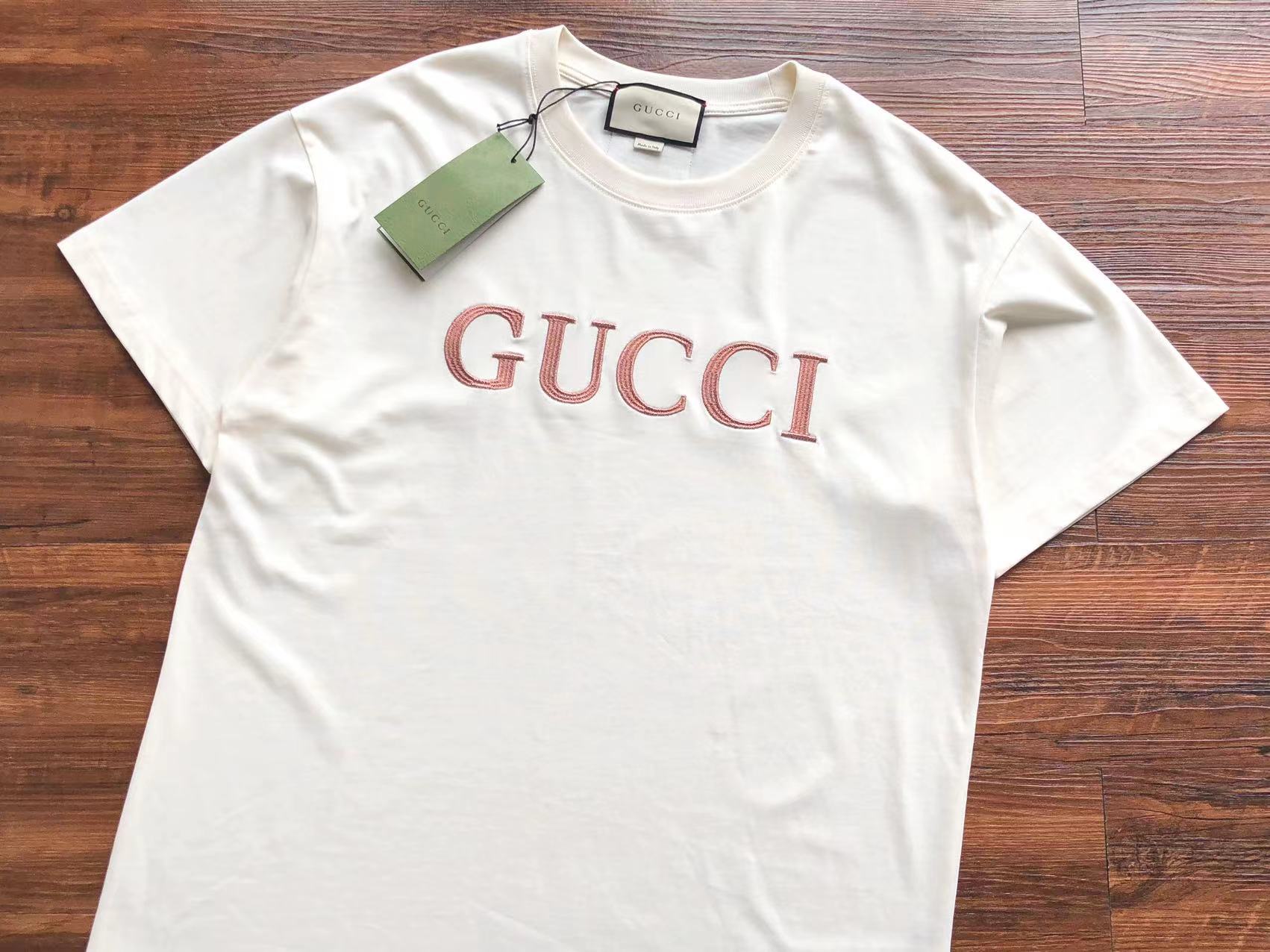 Gucci T-shirt