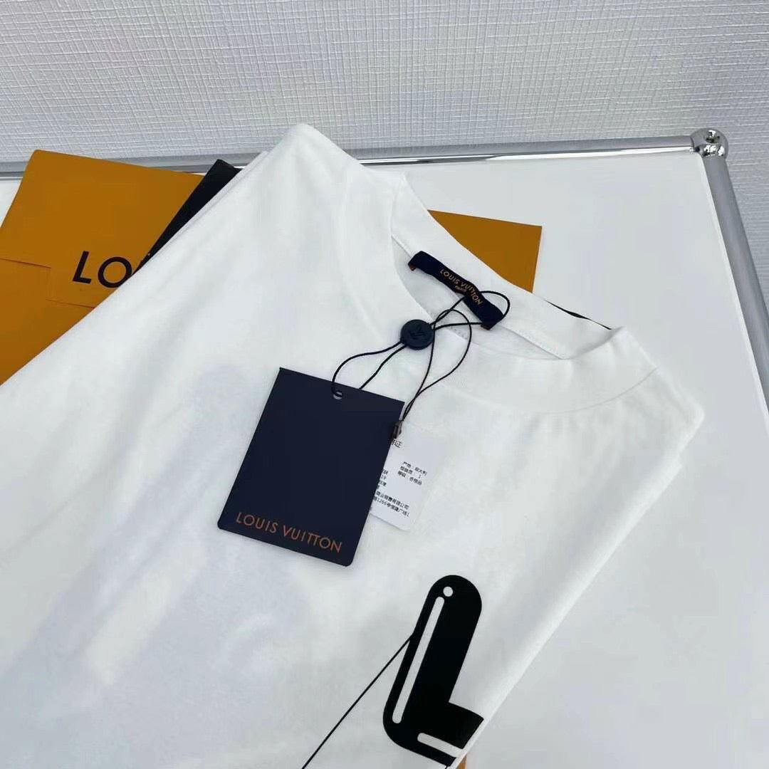 Louis Vuitton T-shirt