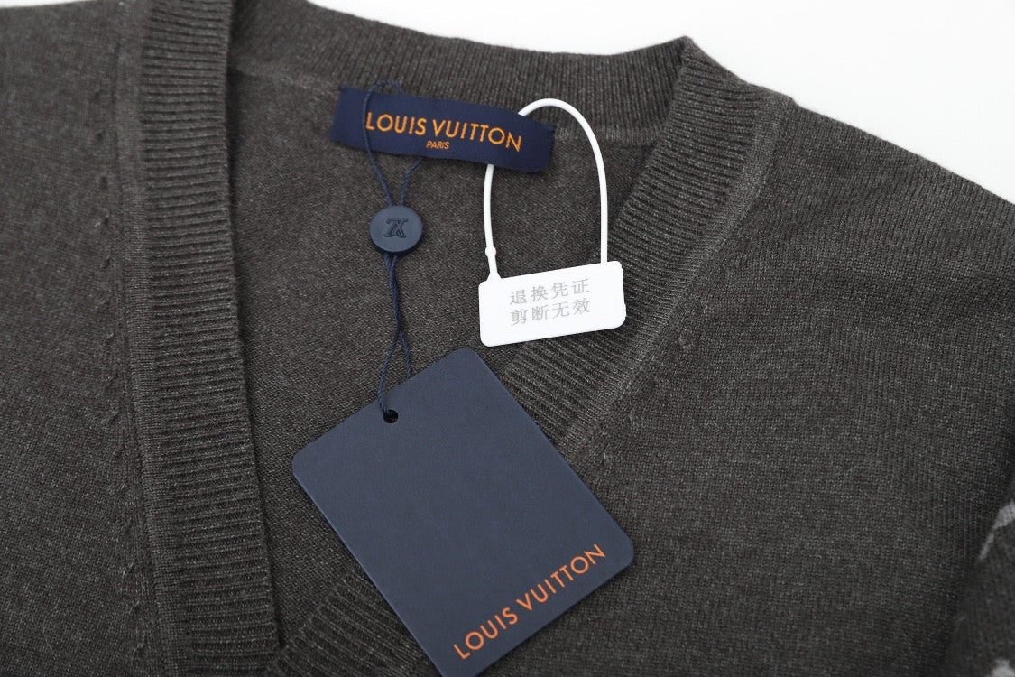 Louis Vuitton Cardigan