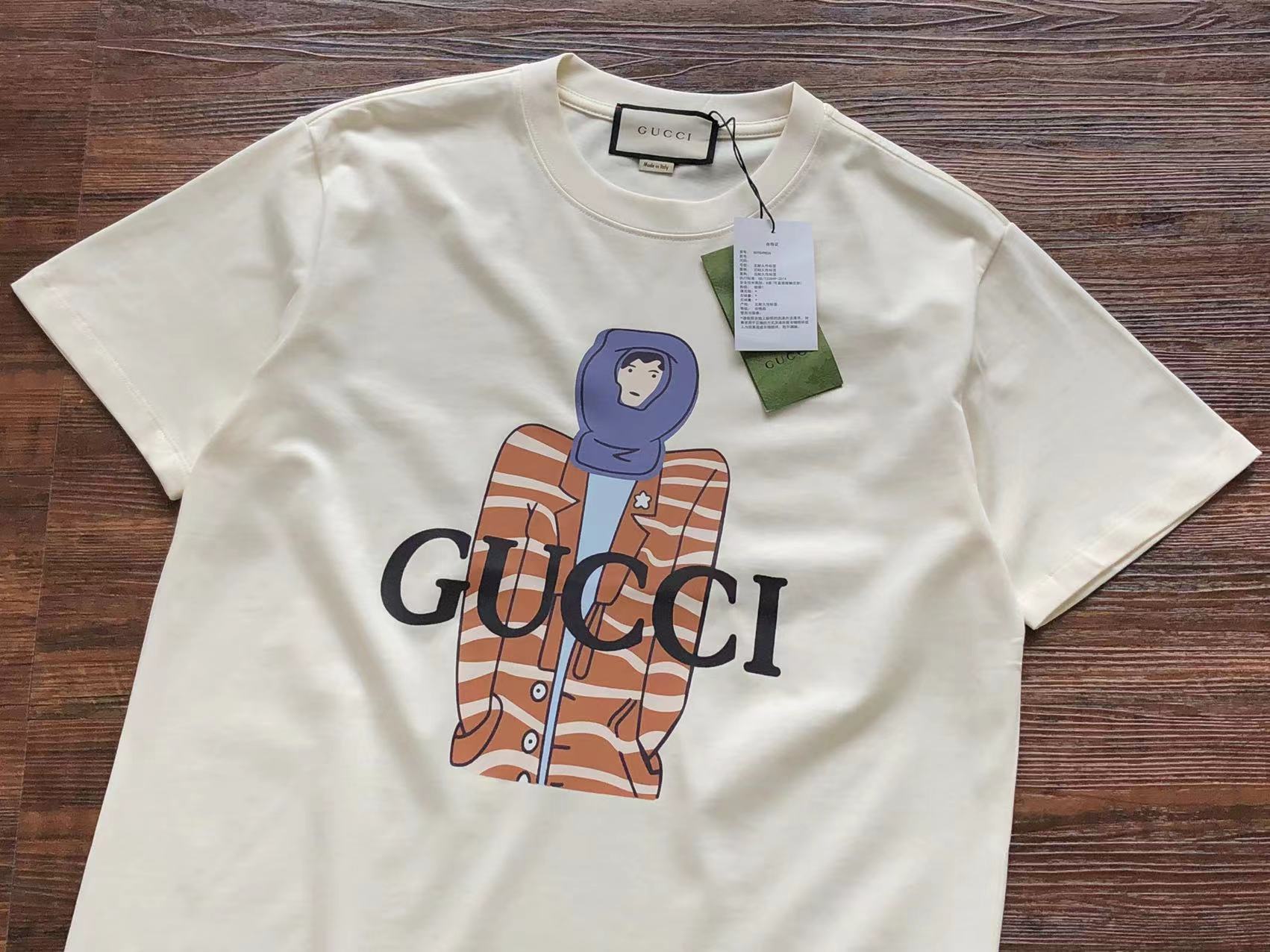 Gucci T-shirt