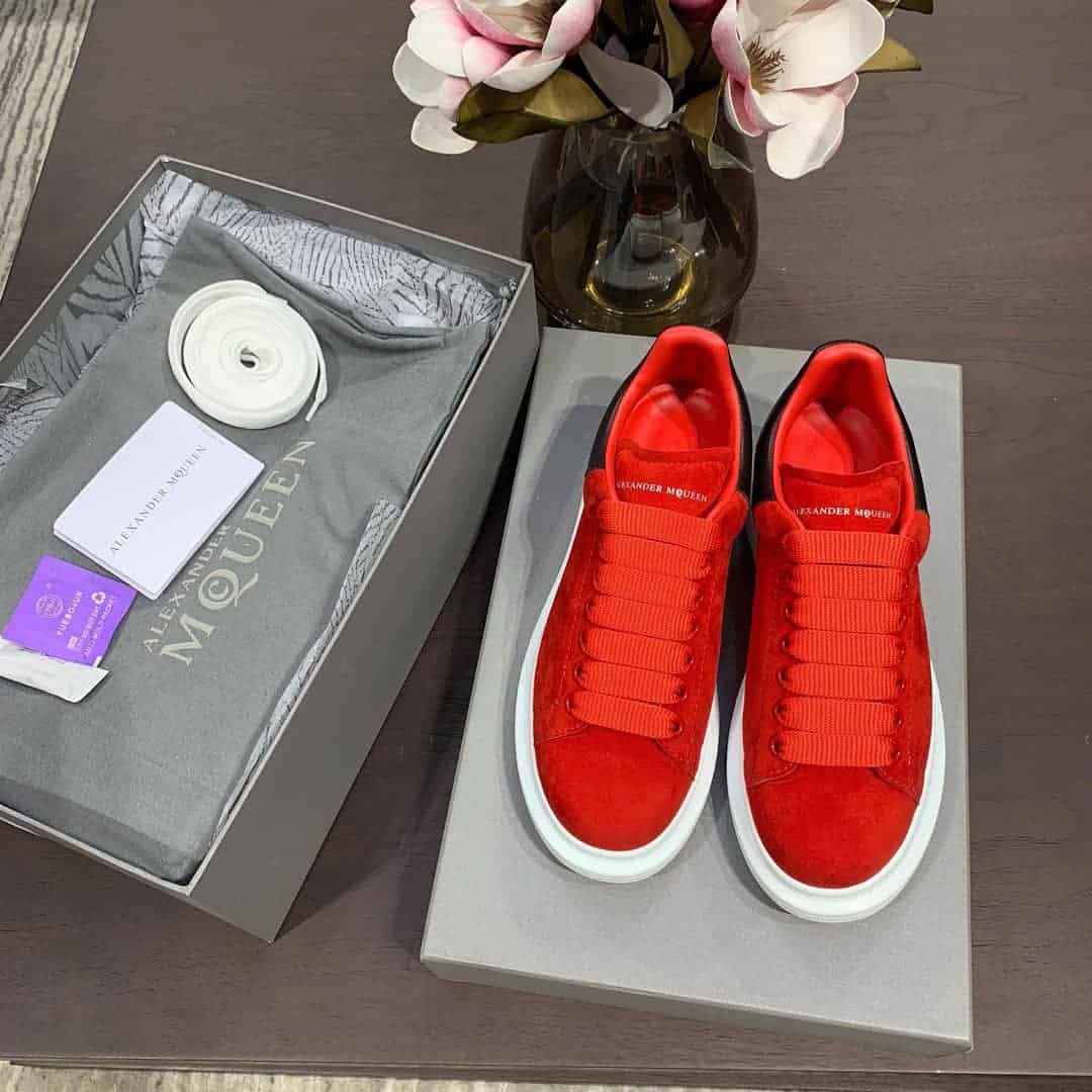 Alexander Mcqueen Sneaker Dupe - AM6
