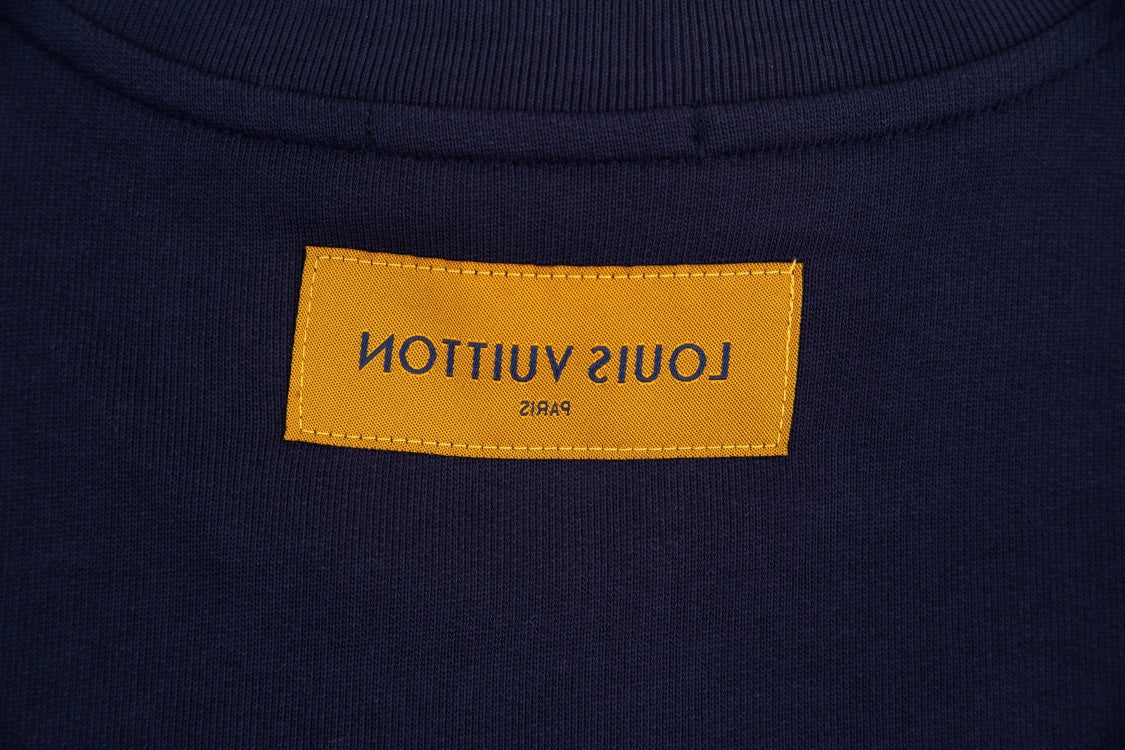 Louis Vuitton Sweatshirt