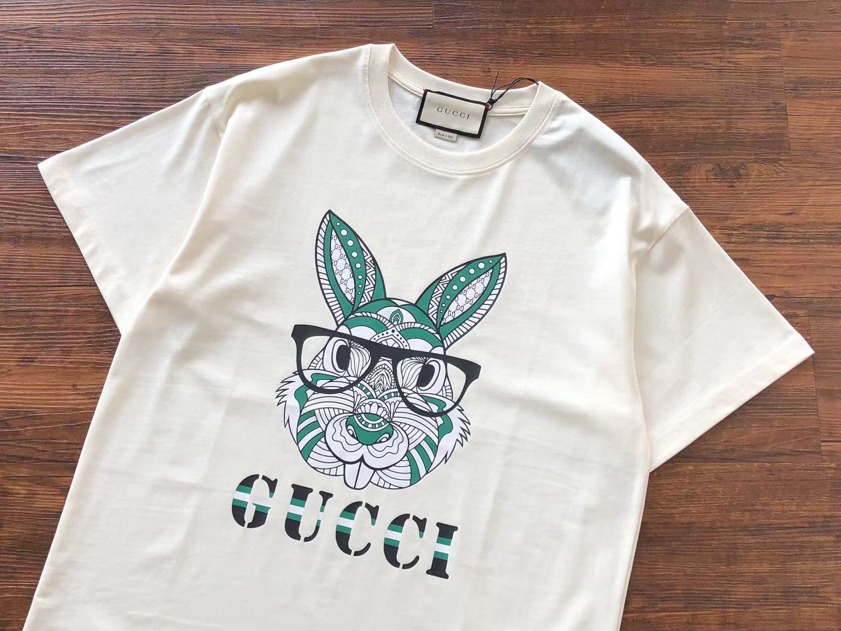 Gucci T-shirt