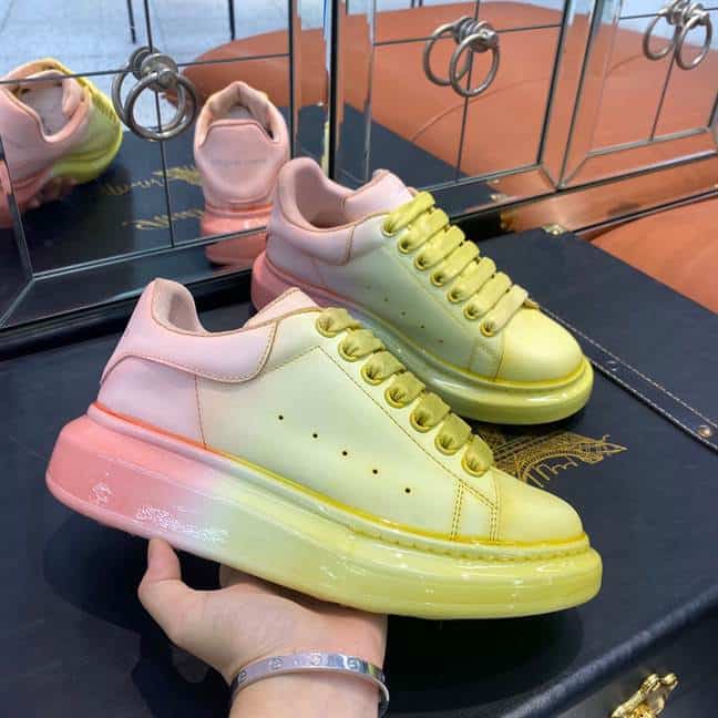 ALEXANDER MCQUEEN SNEAKER   AM20