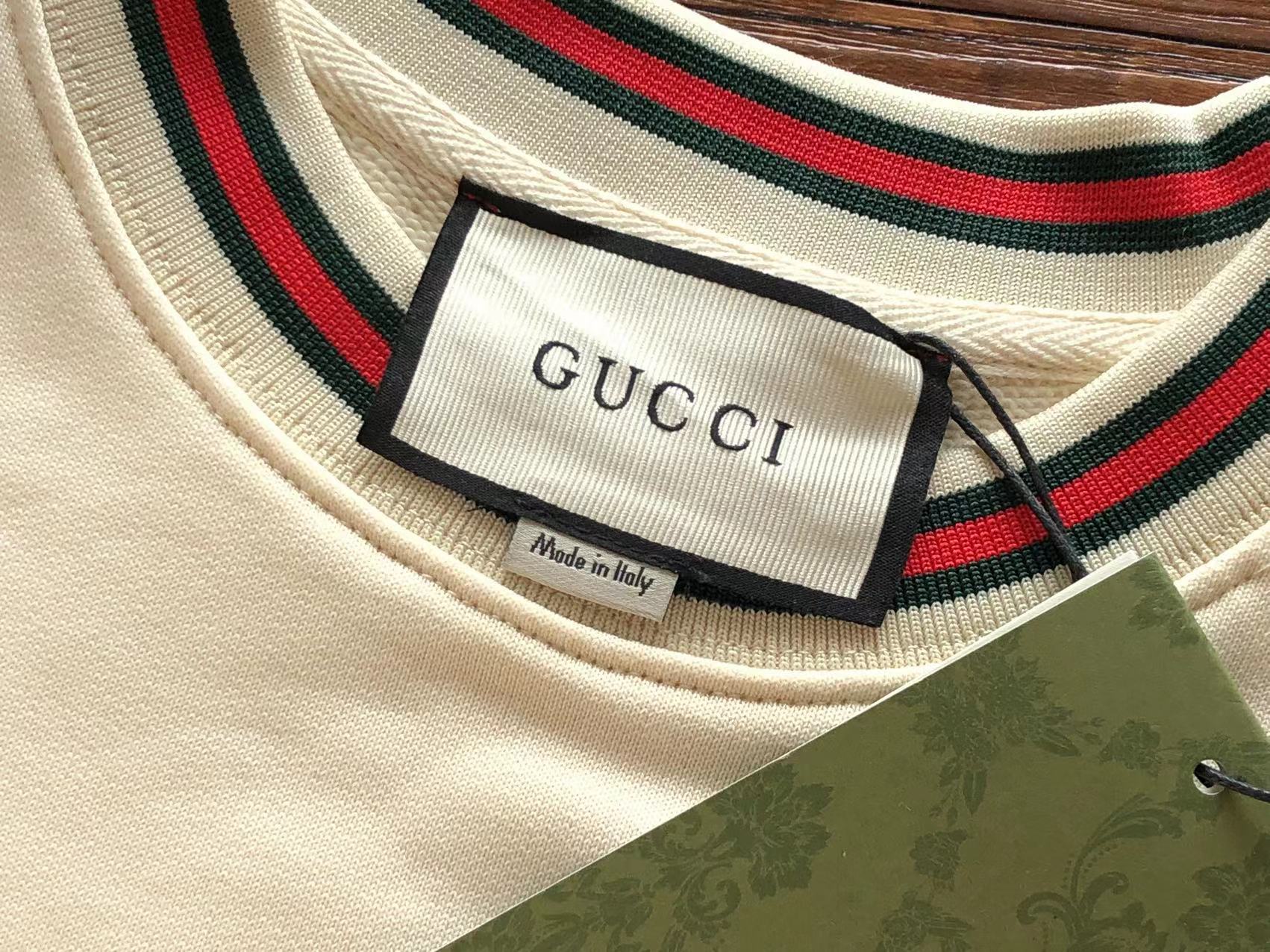 Gucci Sweatshirt