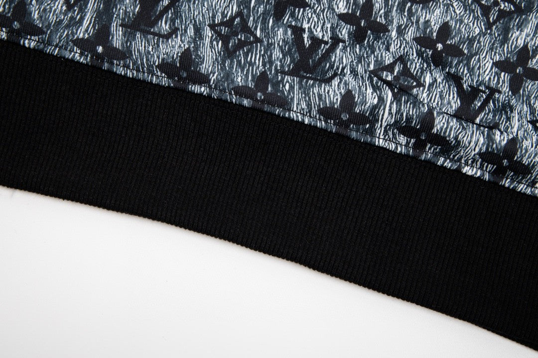 Louis Vuitton Sweatshirt