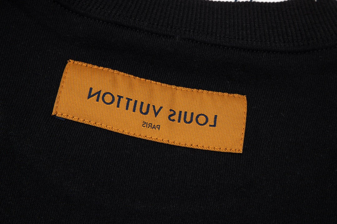 Louis Vuitton Sweatshirt