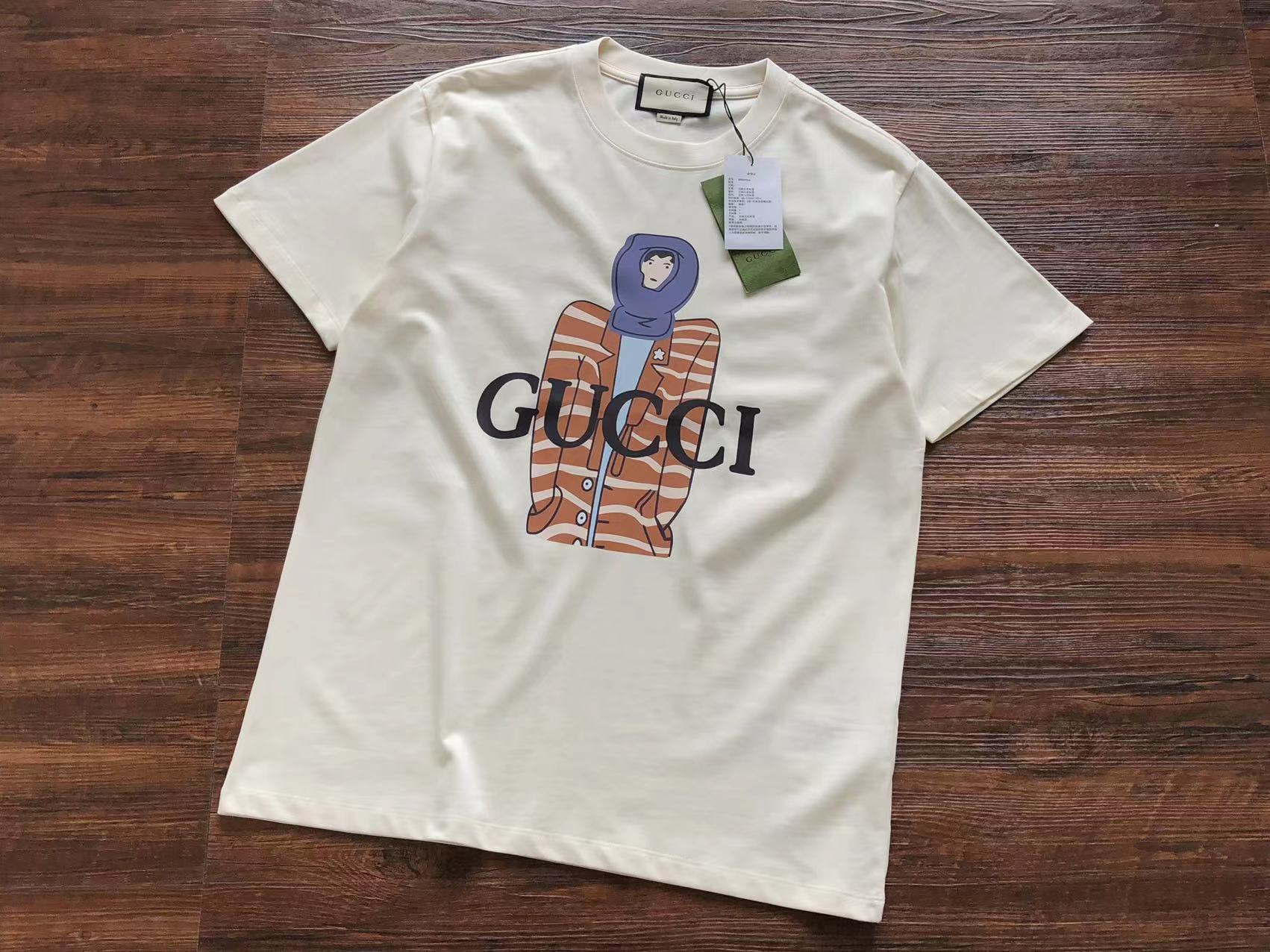 Gucci T-shirt