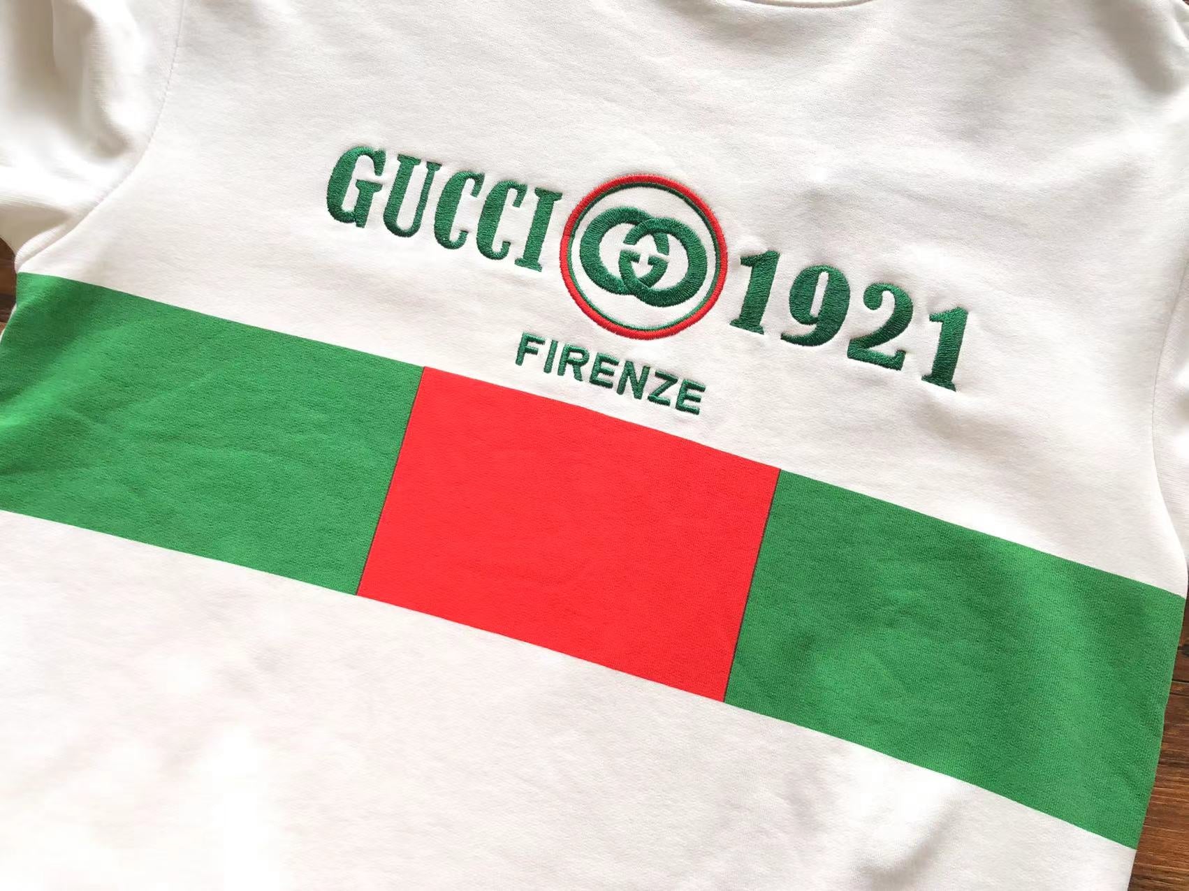 Gucci Sweatshirt