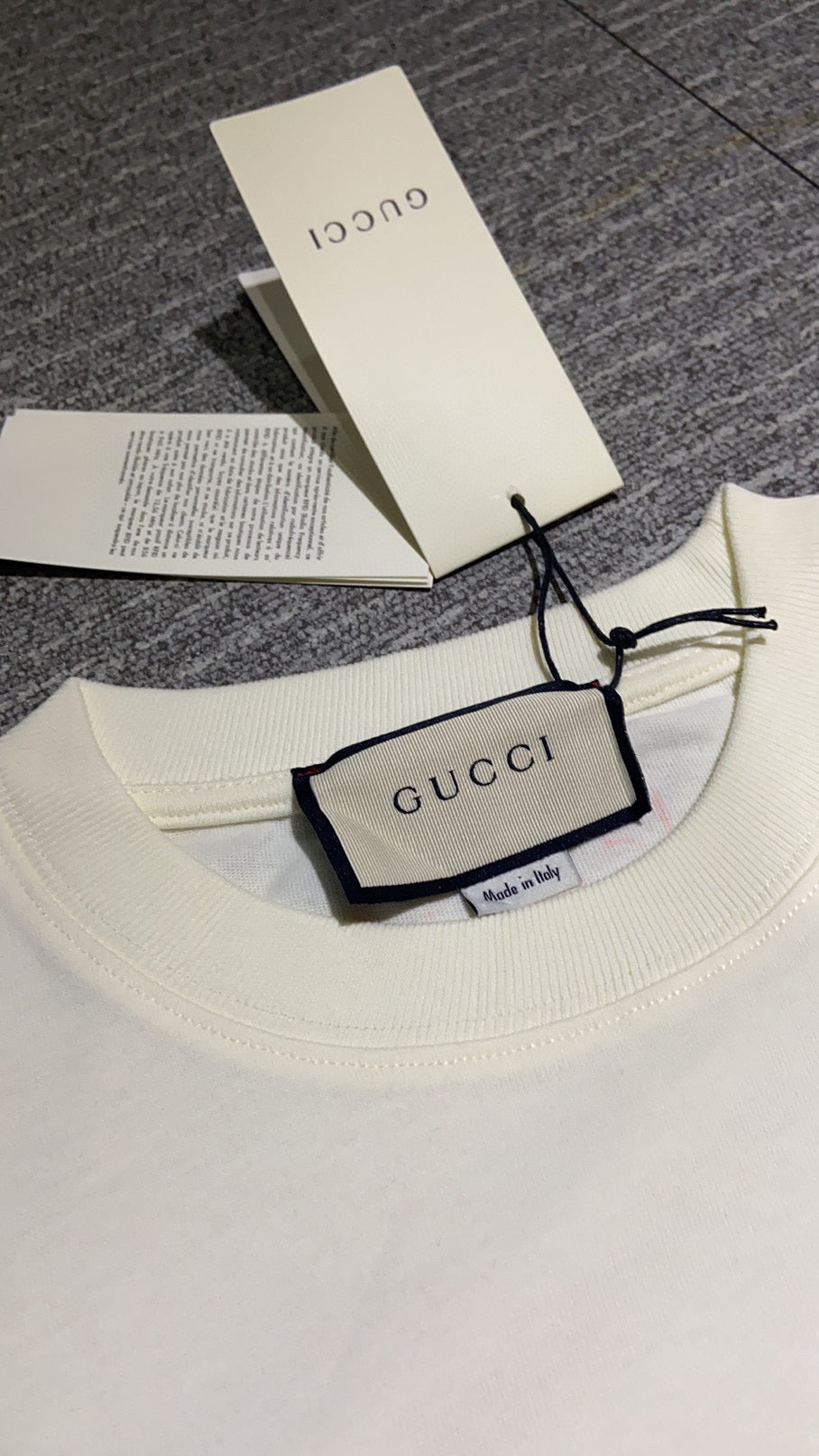 Gucci T-shirt